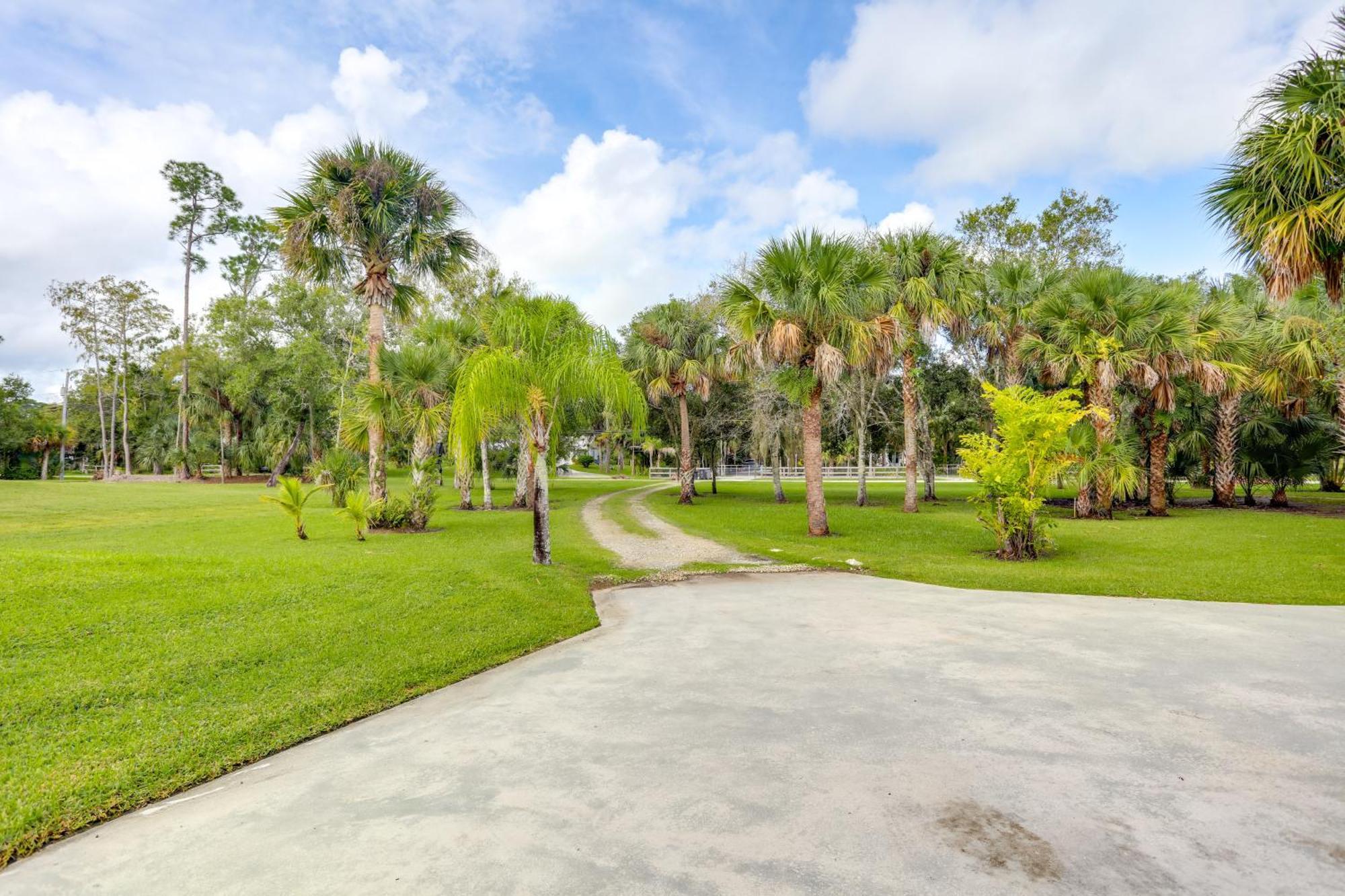 Jupiter Cottage With Patio, Gas Grill And Fire Pit! Exterior photo