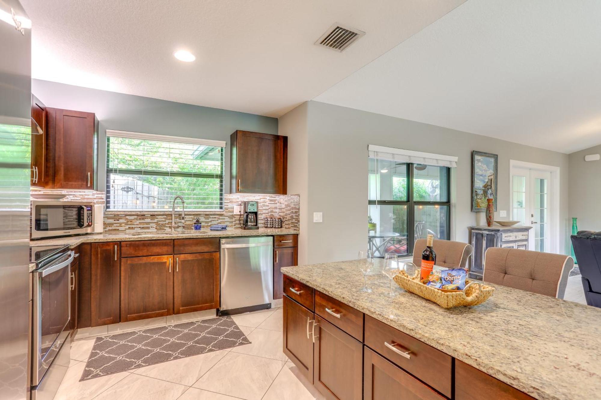 Jupiter Cottage With Patio, Gas Grill And Fire Pit! Exterior photo